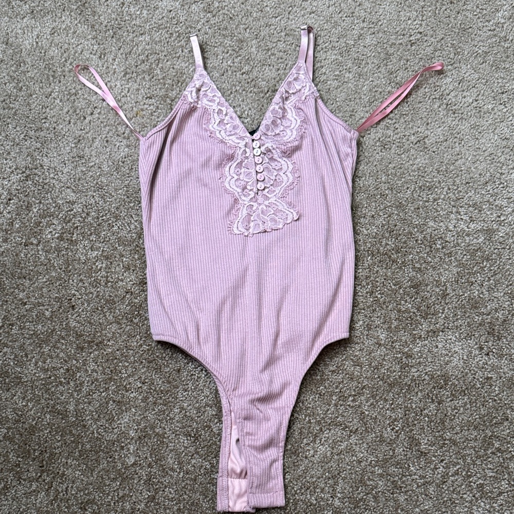 Forever 21 Lavender Lace Detail Bodysuit